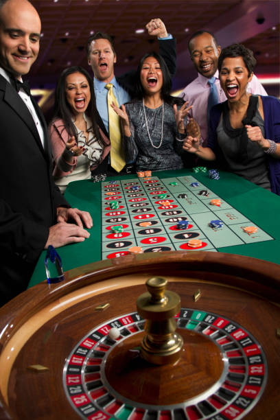 pengeluaran singapore app home screen with PMGC and live casino tiles